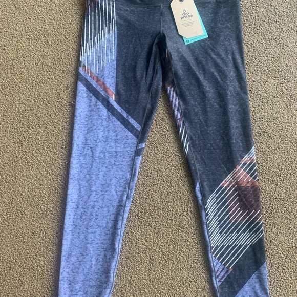 Prana Pillar Printed Legging - Picture 4 of 8
